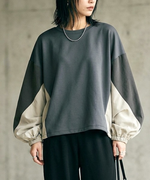 itto...（イット）の「タフタ配色使いドロストプルオーバー（Tシャツ/カットソー・レディース・グレー/ライトベージュ/チャコール・FREE）」の2枚目の写真