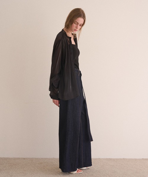 MIELI INVARIANT（ミエリインヴァリアント）の「Sheer Washer Blouse（シャツ/ブラウス・レディース・ブラック/ホワイト・FREE）」の21枚目の写真