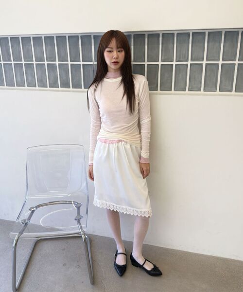 PLUNASTUDIO(プルナスタジオ)の「レースサテンスカート(白色)(スカート・レディース・ホワイト・FREE)」の4枚目の写真