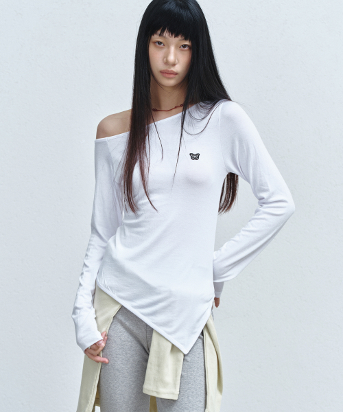 NICK&NICOLE(ニックアンドニコール)の「BUTTERFLY STRAP BOAT NECK TOP_IVORY(Tシャツ/カットソー・レディース・その他・FREE)」の1枚目の写真