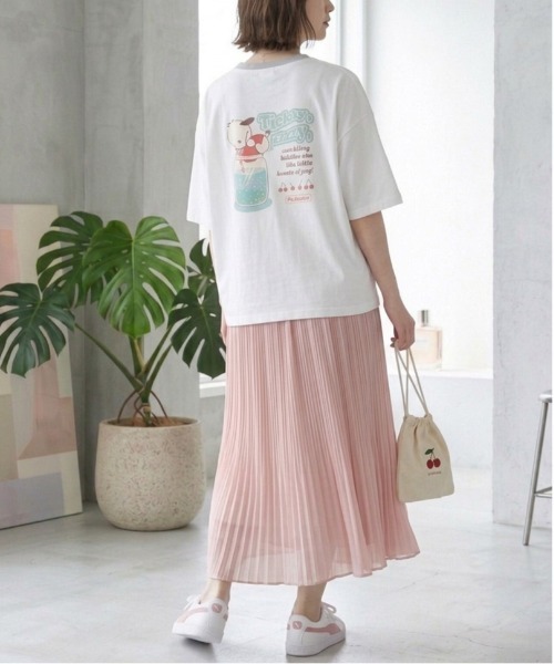 sanrio(サンリオ)の「【SANRIO/サンリオ】キャラクタープリント 半袖リンガーTシャツ(WIDEシルエット)(Tシャツ/カットソー・レディース・イエロー/オートミール/スミクロ/オフホワイト・LARGE/MEDIUM)」の15枚目の写真