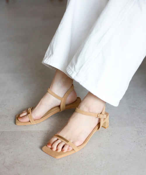 Bonjour Sagan(ボンジュールサガン)の「ゴールドバーサンダル(サンダル・レディース・ベージュ/ブラック・L/M/S)」の5枚目の写真