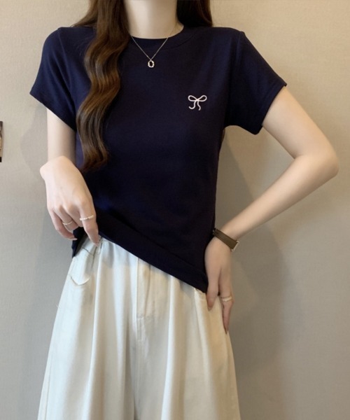 SallyLunn（サリーラン）の「【大人ガーリー】リボンフィットTシャツ（Tシャツ/カットソー・レディース・ネイビー/ピンク/ホワイト・MEDIUM/LARGE）」の4枚目の写真