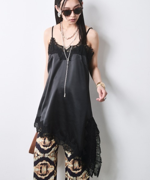 CHIC STYLE(シックスタイル)の「アシンメトリーヘムキャミソールチュニック<大きいサイズ有>シックスタイル(その他トップス・レディース・ボルドー/ブラック・M/L/LL/3L/4L/5L)」の1枚目の写真