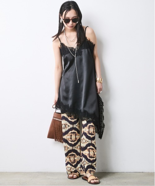 CHIC STYLE(シックスタイル)の「アシンメトリーヘムキャミソールチュニック<大きいサイズ有>シックスタイル(その他トップス・レディース・ボルドー/ブラック・M/L/LL/3L/4L/5L)」の8枚目の写真