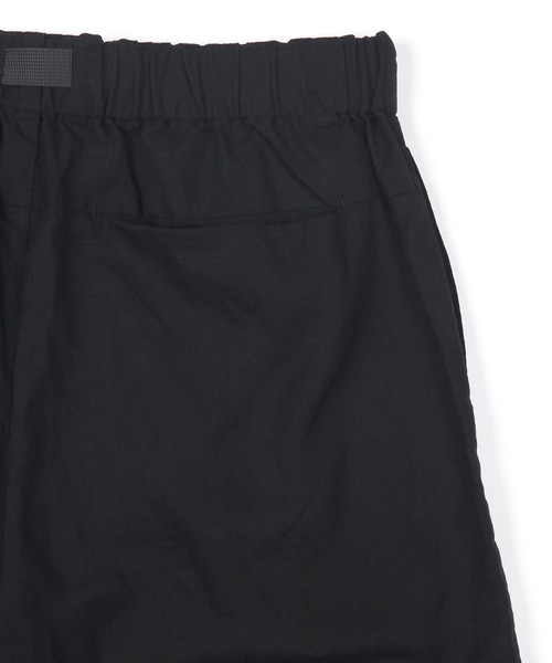 LANVIN en Bleu(ランバンオンブルー)の「リネンブレンド テーパード ワイドパンツ(スラックス・メンズ・ベージュ/ネイビー/ブラック・52/50/48/46)」の16枚目の写真