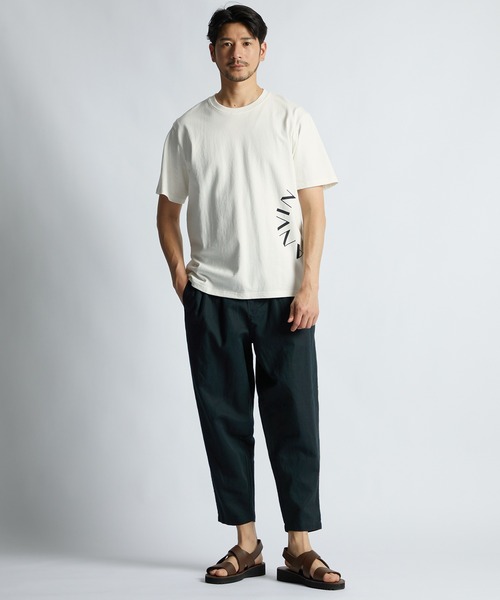 LANVIN en Bleu(ランバンオンブルー)の「リネンブレンド テーパード ワイドパンツ(スラックス・メンズ・ベージュ/ネイビー/ブラック・52/50/48/46)」の7枚目の写真