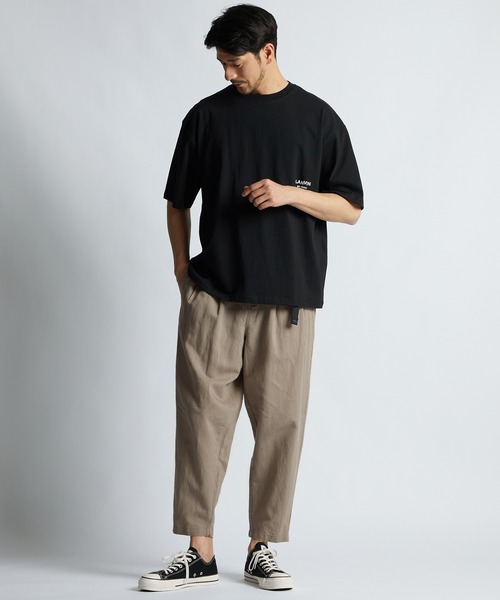 LANVIN en Bleu(ランバンオンブルー)の「リネンブレンド テーパード ワイドパンツ(スラックス・メンズ・ベージュ/ネイビー/ブラック・52/50/48/46)」の11枚目の写真