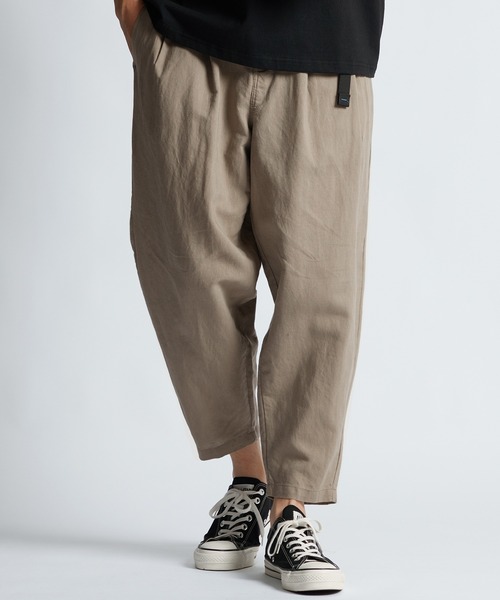 LANVIN en Bleu(ランバンオンブルー)の「リネンブレンド テーパード ワイドパンツ(スラックス・メンズ・ベージュ/ネイビー/ブラック・52/50/48/46)」の4枚目の写真