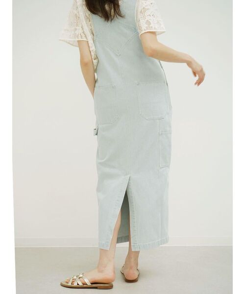 FIKA.(フィーカ)の「Front pocket denim jumper skirt(ジャンパースカート・レディース・ネイビー/ブルー系その他・FREE)」の13枚目の写真