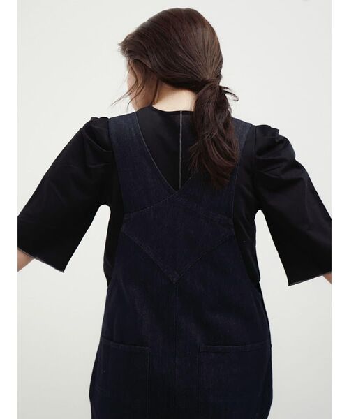 FIKA.(フィーカ)の「Front pocket denim jumper skirt(ジャンパースカート・レディース・ネイビー/ブルー系その他・FREE)」の21枚目の写真