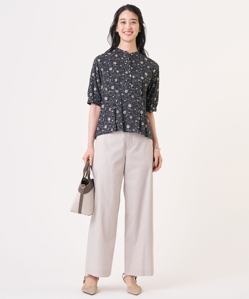 J.PRESS Ladies(J.プレス レディス)の「【一枚で着映え】LIBERTY バンドカラー ブラウス(シャツ/ブラウス・レディース・ベージュ系5/ネイビー系5・XS)」の6枚目の写真