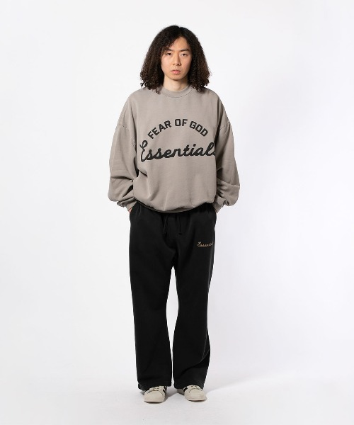 FOG ESSENTIALS(エフオージーエッセンシャルズ)の「ESSENTIALS TRAINING CLASSIC FIT FLARE SWEATPANT エッセンシャルズ トレーニングクラシックフィットスウェットパンツ(スウェットパンツ・メンズ・ブラック・MEDIUM/LARGE)」の4枚目の写真