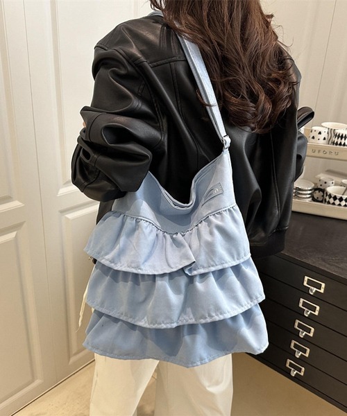 Mignonjour（ミニョンジュール）の「Mignonjour/ティアードフリルトートバッグ M2932（トートバッグ・レディース・グレー/ピンク/アイボリー/ブラック/ブルー・FREE）」の4枚目の写真