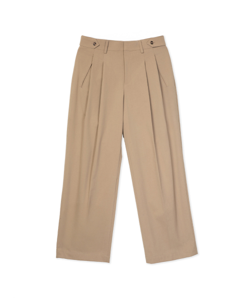 SYNQIA(シンキア)の「ヘリテージアジャスタブルツーピンタックトラウザータンベージュ(スラックス・メンズ・その他・SMALL/LARGE/MEDIUM)」の1枚目の写真