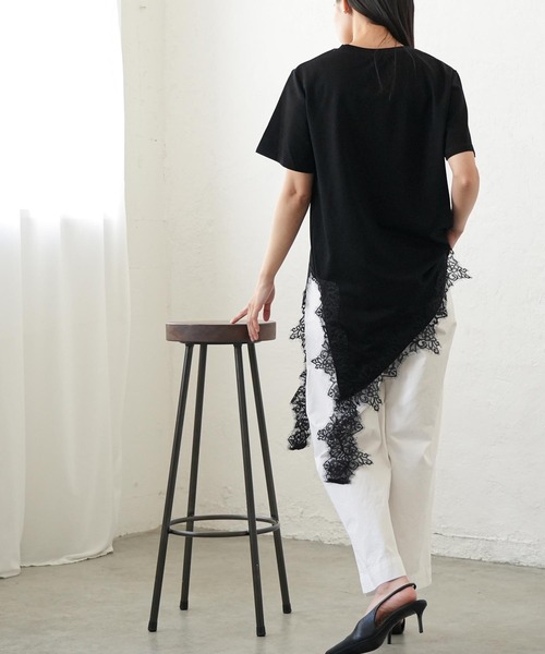 mili an deni(ミリアンデニ)の「裾レーススリットTシャツ(Tシャツ/カットソー・レディース・ブラック/オフホワイト・M)」の10枚目の写真