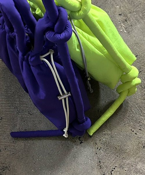 BACKYARD FAMILY(バックヤードファミリー)の「cheek チーク puff kinchaku 2WAY tote(トートバッグ・レディース・カーキ/ブラック/グレー/パープル/イエロー・FREE)」の17枚目の写真