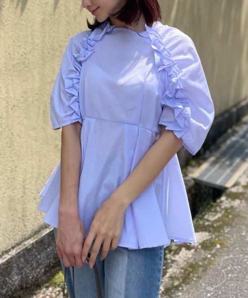 Human 2nd Occasion(ヒューマンセカンドオケージョン)の「シアー ライトオックス フリル ブラウス(シャツ/ブラウス・レディース・サックスブルー/オフホワイト・FREE)」の4枚目の写真