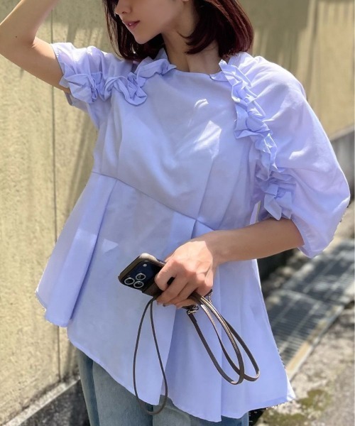 Human 2nd Occasion(ヒューマンセカンドオケージョン)の「シアー ライトオックス フリル ブラウス(シャツ/ブラウス・レディース・サックスブルー/オフホワイト・FREE)」の3枚目の写真