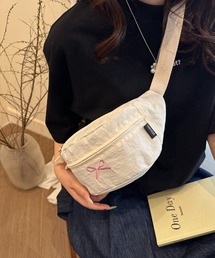 CERCA（チェルカ）の「lulunoix/リボン刺繍ボディバッグ N15496（ボディバッグ/ウエストポーチ）」