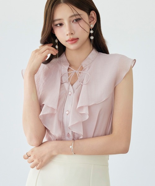 DRESS PLUS(ドレスプラス)の「大きめフリルビッグカラーブラウス(シャツ/ブラウス・レディース・ダークブラウン/ベージュ/ピンク/アイボリー・S/M/L)」の20枚目の写真