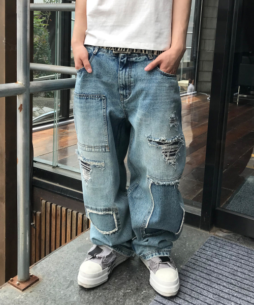 KICHUL(キチョル)の「Square Patch Cut Wide Denim Pants (Mid Blue)(デニムパンツ・レディース・その他・LARGE/SMALL/MEDIUM)」の1枚目の写真