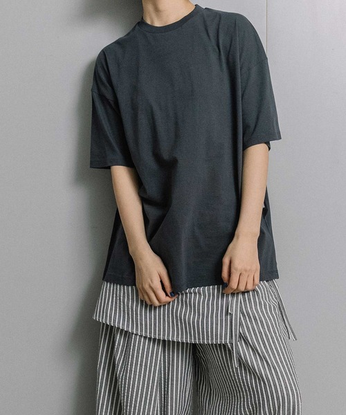 MARECHAL TERRE(マルシャルテル)の「MMタグTシャツ(Tシャツ/カットソー・レディース・ブラック/チャコールグレー/オフホワイト/パープル/ライトグレー・MEDIUM)」の1枚目の写真