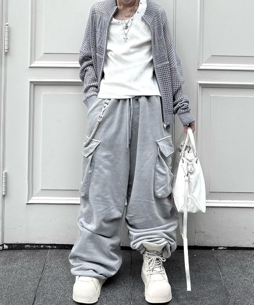 Never mind the XU / Chikashitsu+（ネバーマインド ザ エックスユー / チカシツプラス）の「【nmtc+】Crossbody Shoulder Tote Bag / 【エヌエムティーシープラス】クロスボディショルダートートバッグ（ショルダーバッグ・レディース・ホワイト/シルバー/ブラック・ONE SIZE）」の8枚目の写真