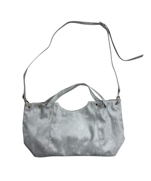Never mind the XU / Chikashitsu+（ネバーマインド ザ エックスユー / チカシツプラス）の「【nmtc+】Crossbody Shoulder Tote Bag / 【エヌエムティーシープラス】クロスボディショルダートートバッグ（ショルダーバッグ・レディース・ホワイト/シルバー/ブラック・ONE SIZE）」の15枚目の写真
