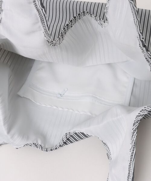 ammy.(エイミードット)の「【 ammy. / エイミードット 】 ストライプ ビッグ ショルダーバッグ(ショルダーバッグ・レディース・ホワイト×ブルー/ブルー/ブラック・FREE)」の6枚目の写真