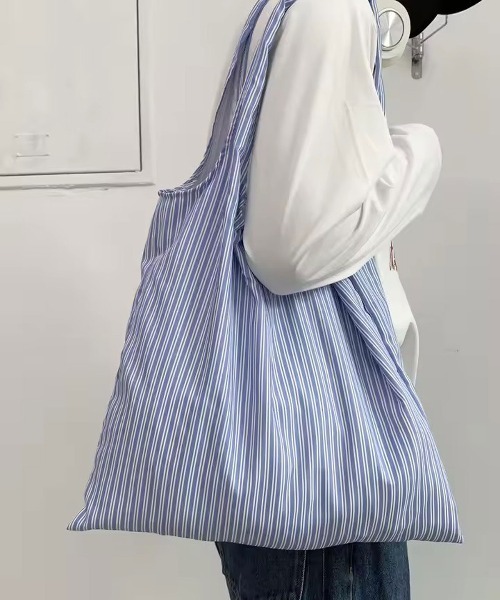 ammy.(エイミードット)の「【 ammy. / エイミードット 】 ストライプ ビッグ ショルダーバッグ(ショルダーバッグ・レディース・ホワイト×ブルー/ブルー/ブラック・FREE)」の17枚目の写真