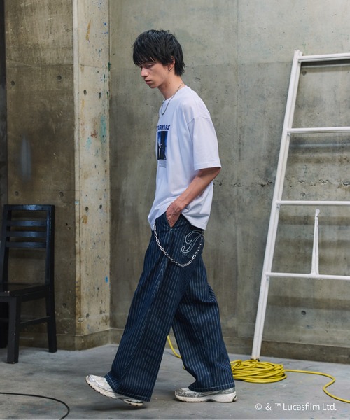 STAR WARS(スターウォーズ)の「STAR WARS Photo Tee / スター・ウォーズ フォトT(Tシャツ/カットソー・メンズ・ブラック/ホワイト/チャコールグレー・M/L)」の9枚目の写真