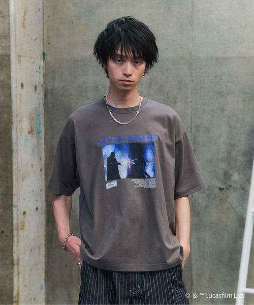 STAR WARS(スターウォーズ)の「STAR WARS Photo Tee / スター・ウォーズ フォトT(Tシャツ/カットソー・メンズ・ブラック/ホワイト/チャコールグレー・M/L)」の6枚目の写真