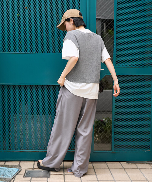 FREAK'S STORE（フリークスストア）の「【FREAK'S STORE/フリークスストア タック スラックス/ワイドパンツ（スラックス・レディース・ライトグレー/その他1/ブラック・MEDIUM/SMALL）」の6枚目の写真
