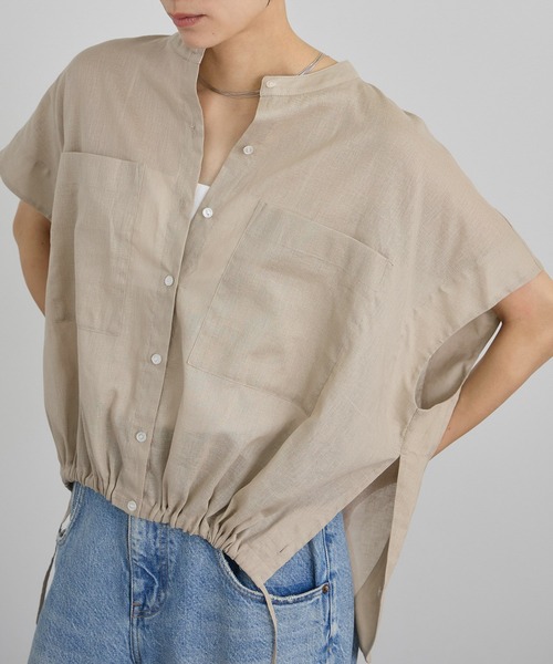 SALON adam et rope'(サロン アダム エ ロペ)の「【WEB限定】ドロストヘムフレンチスリーブシャツ(シャツ/ブラウス・レディース・ホワイト/ベージュ/サックスブルー・FREE)」の15枚目の写真