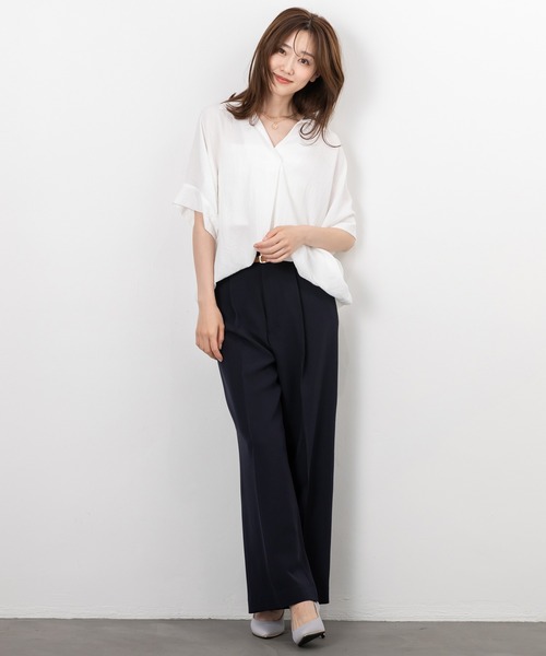 MAISONCOMFY (メゾンコンフィ)の「【スキッパーブラウス】ヒップまでしっかり隠れるオーバーサイズ(シャツ/ブラウス・レディース・ネイビー/ミント/ホワイト/ブラック/イエロー・FREE)」の6枚目の写真