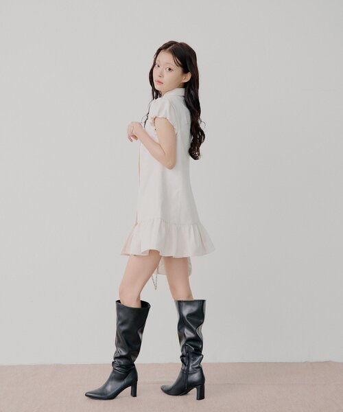Chico(チコ)の「金ボタンパフミニワンピース(ワンピース・レディース・ベージュ/アイボリー/ブラック・FREE)」の4枚目の写真