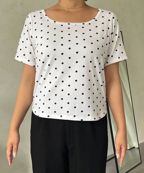 prose verse（プロズヴェール）の「【SAPON】スクエアUネックドットTシャツ（Tシャツ/カットソー・レディース・アイボリー・X-LARGE/LARGE/MEDIUM）」の8枚目の写真