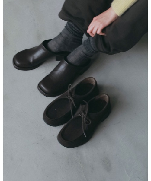 anuke(アンヌーク)の「Square Heel Slip-on(スリッポン・レディース・ブラウン/ブラック・38inch/37inch/36inch)」の3枚目の写真