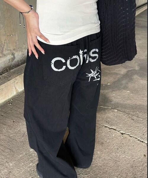 COIRIS(コイリス)の「ドレンバッグダーティロゴパラシュートコットンパンツ 男女共用 (2カラー)(その他パンツ・レディース・カーキ/ブラック・MEDIUM/LARGE)」の3枚目の写真