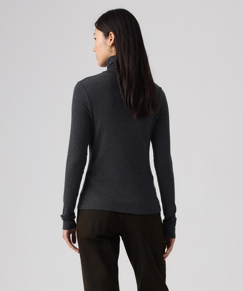 Levi's(リーバイス)の「Levi's/リーバイス シアー レイヤリング タートルネック(Tシャツ/カットソー・レディース・ブラック・XS/S/M)」の3枚目の写真