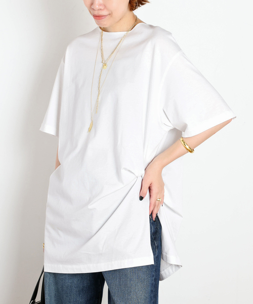 AP STUDIO(エーピーストゥディオ)の「Twist TEE(Tシャツ/カットソー・レディース・ブラック/ホワイト・FREE)」の5枚目の写真