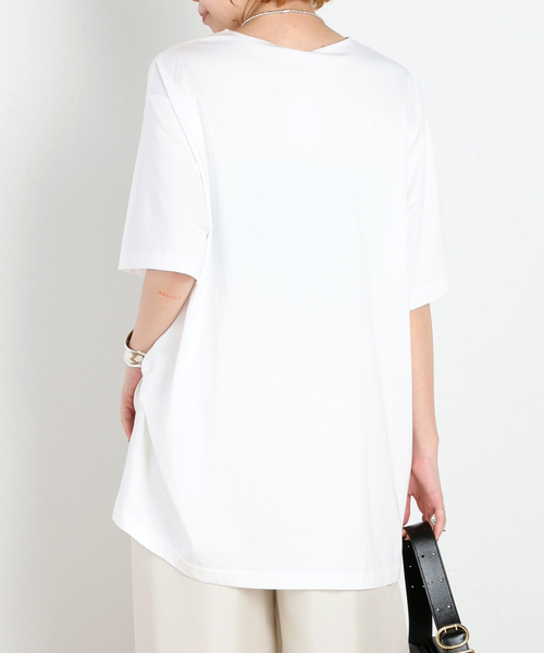 AP STUDIO(エーピーストゥディオ)の「Twist TEE(Tシャツ/カットソー・レディース・ブラック/ホワイト・FREE)」の19枚目の写真