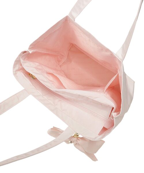Maison de FLEUR（メゾンドフルール）の「リボンチャーム付きマルチポケットトートバッグ（トートバッグ・レディース・ネイビー/ライトピンク/ブラック・FREE）」の12枚目の写真