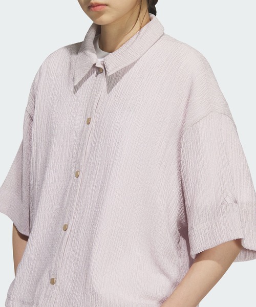 adidas(アディダス)の「ソフトリュクス シアー ルーズフィット 襟付き 半袖シャツ / アディダス adidas(Tシャツ/カットソー・レディース・パープル・XX-LARGE/LARGE/MEDIUM/SMALL/X-LARGE)」の4枚目の写真