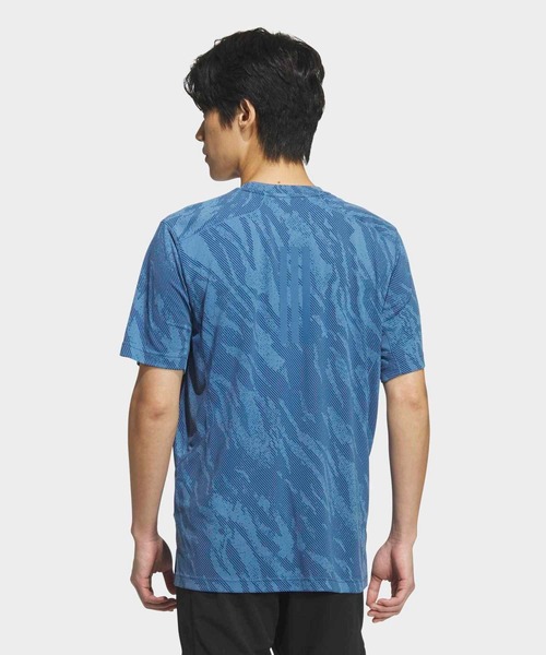 adidas(アディダス)の「テック エッセンシャルズ クール タッチ レギュラーフィット カモ AOP 半袖Tシャツ / アディダス adidas(Tシャツ/カットソー・メンズ・ブルー・XX-LARGE/3XL/LARGE/MEDIUM/SMALL/X-LARGE/X-SMALL)」の2枚目の写真