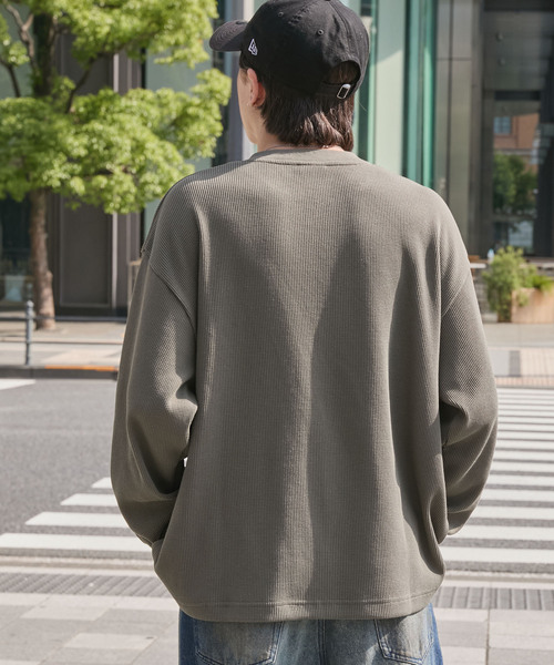 ddp(ディーディーピー)の「ddp/ディーディーピー 別注 サークルロゴ刺繍 サーマル ヘンリーネック長袖Tシャツ(Tシャツ/カットソー・メンズ・カモフラージュ/杢グレー/ダークネイビー/ブラック/カーキ/ブラウン・M/L)」の20枚目の写真