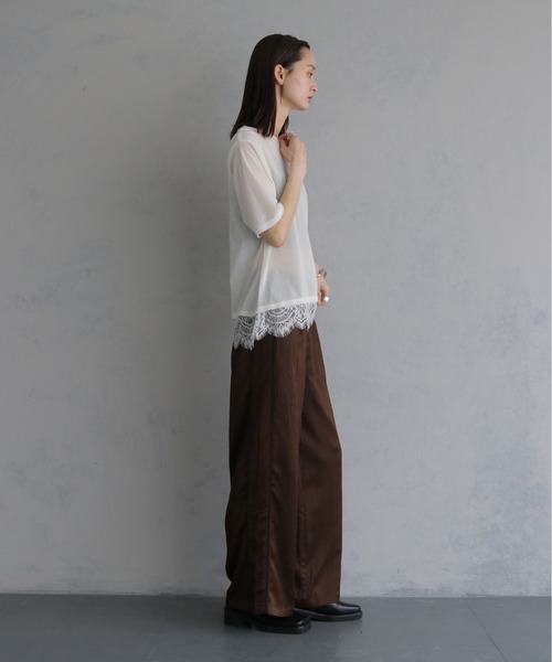 &g'aime(アンジェム)の「【&g'aime 】シアーベロア裾レーストップス Sheer Velour Lace-Trimmed Top(Tシャツ/カットソー・レディース・オフホワイト/ブラウン/ブラック・FREE)」の13枚目の写真