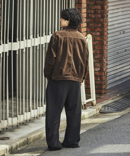 FREAK'S STORE(フリークスストア)の「LEATHERETTE TRACKER JACKET/レザレット トラッカージャケット(ブルゾン・メンズ・ブラック/ダークブラウン/ベージュ/ブラウン・LARGE/MEDIUM)」の9枚目の写真