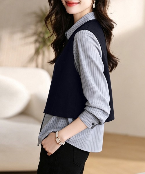 ONEP STAR(ワンピスター)の「ストライプシャツドッキング風トップス(シャツ/ブラウス・レディース・ネイビー・LARGE/MEDIUM/X-LARGE)」の7枚目の写真